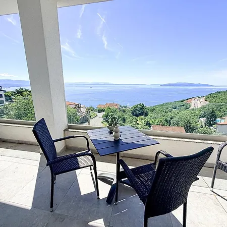 Skysea In Bregi With A View Of Apartman *