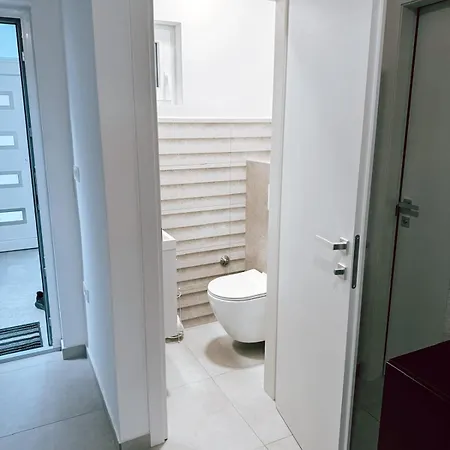 Skysea In Bregi With A View Of Apartman