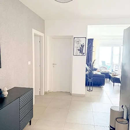 Skysea In Bregi With A View Of Apartman