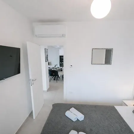 Apartman Skysea In Bregi With A View Of *
