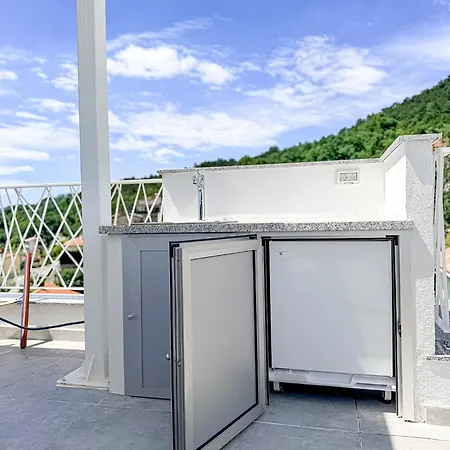 Skysea In Bregi With A View Of Apartman
